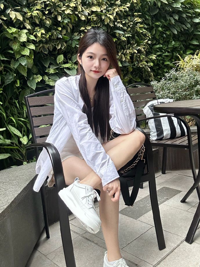 孤独摇滚 封面